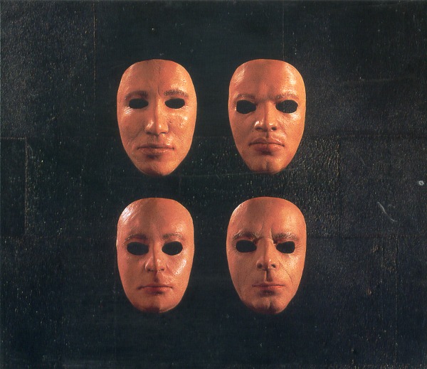 IS THERE ANYBODY OUT THERE？THE WALL LIVE