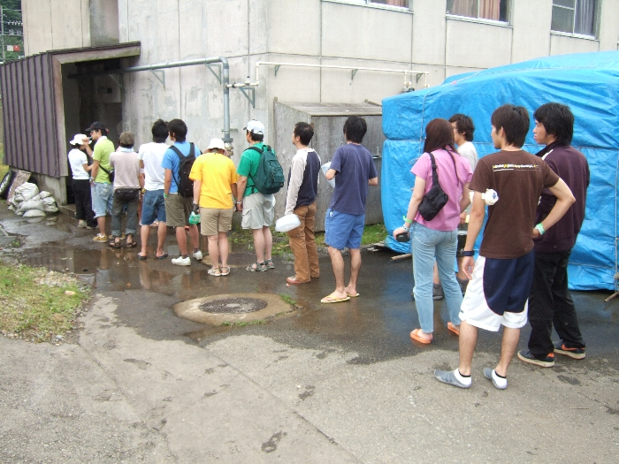 主に足や頭を洗う場所。