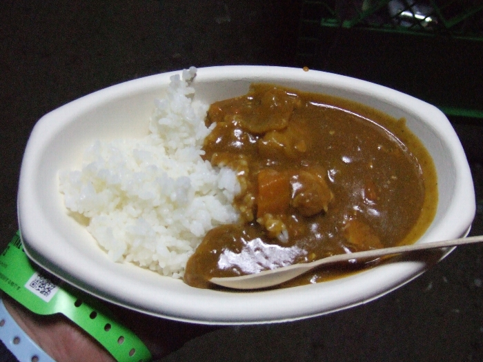 オアシス・エリアほか。プリンスホテル・カレー、500円。 