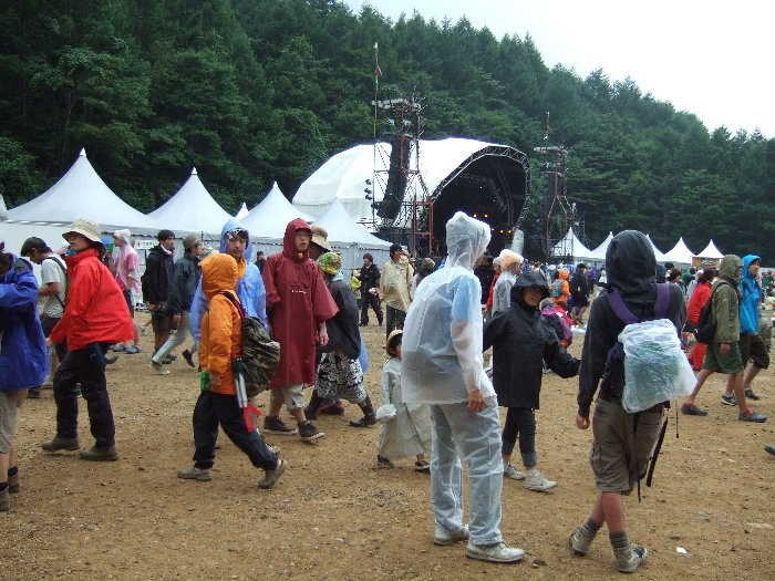 3日目午後3時半。せいかつサーカス終演後。