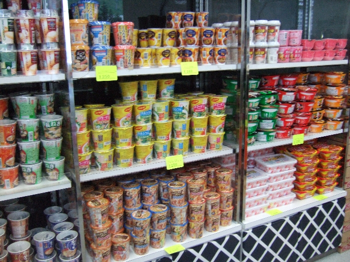 カップラーメン等。 