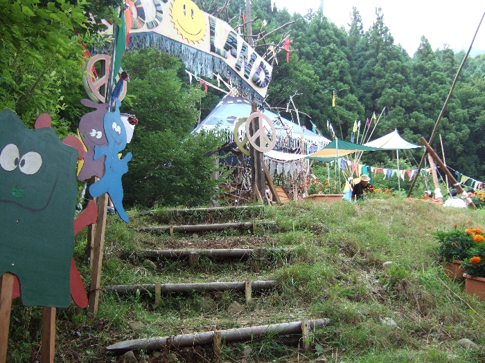 毎年同じ光景の階段。 