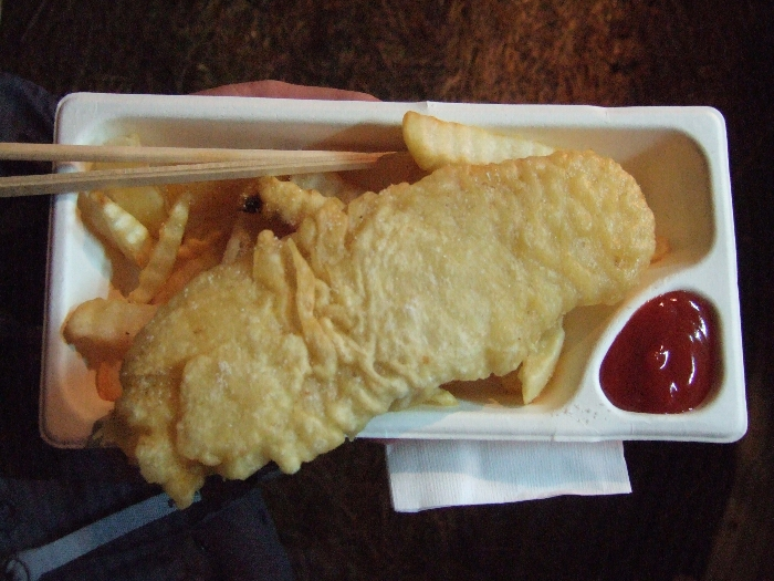 フィッシュ＆チップス。ワールドレストランのイギリス料理店1066。 