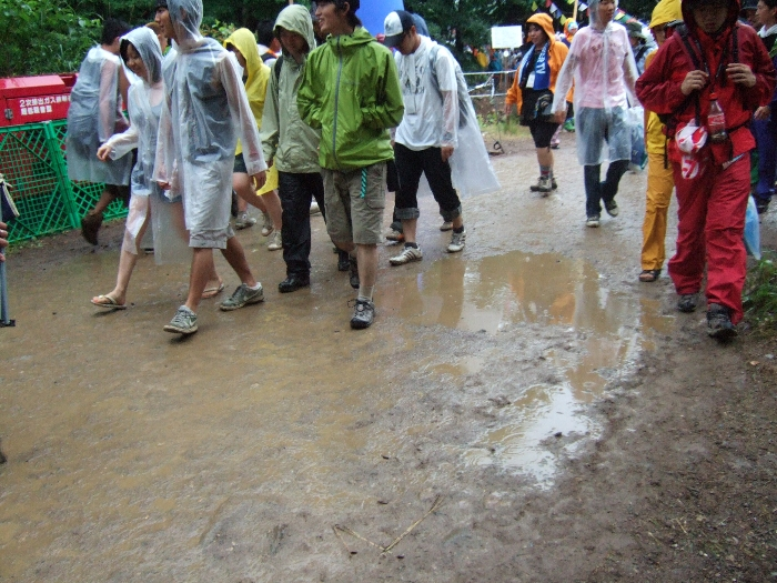 キッズランドとグリーンステージの間。 