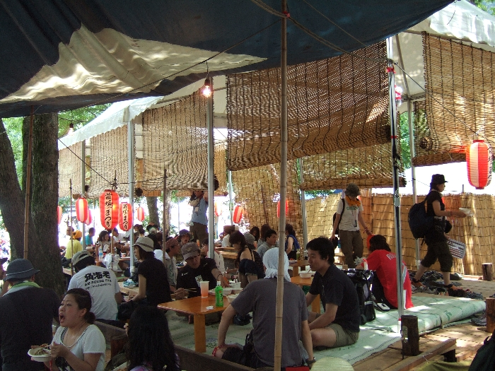 今年は正面からの写真を取り忘れました。いつもの年と同じでした。