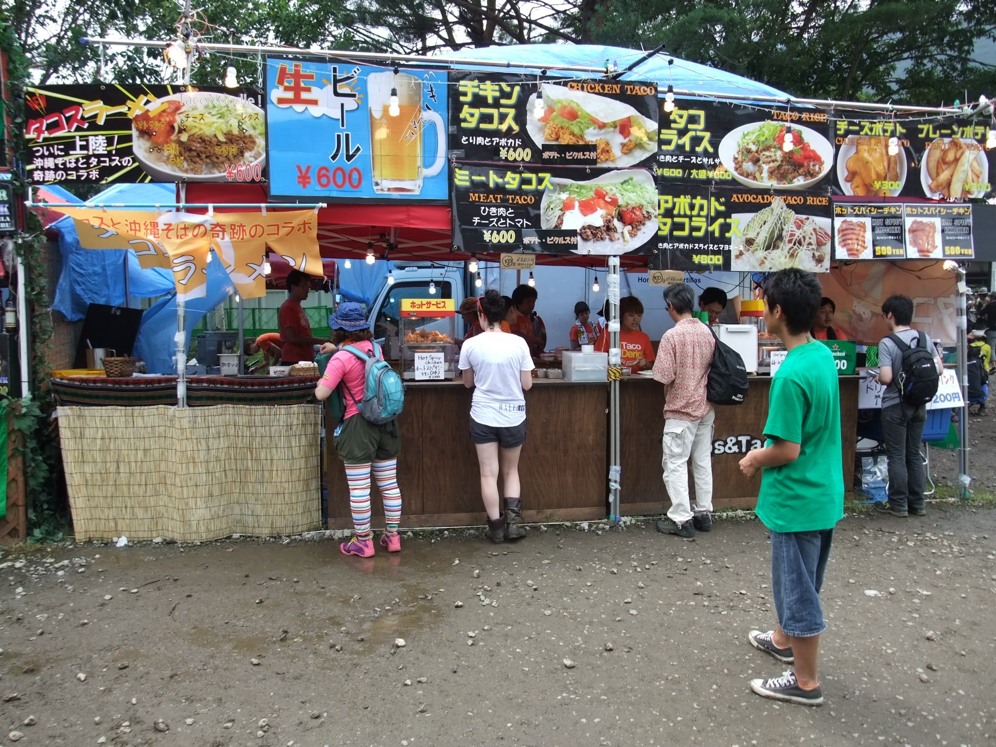 タコスの店。おおむね定位置です。