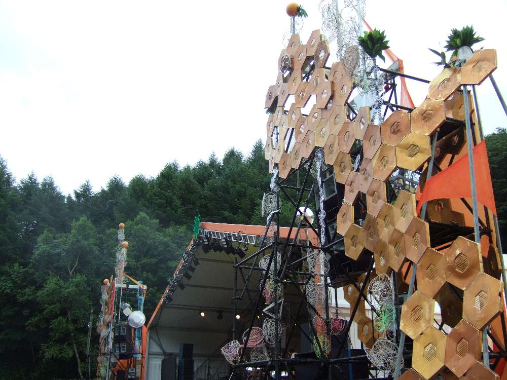 ステージ横の装飾。