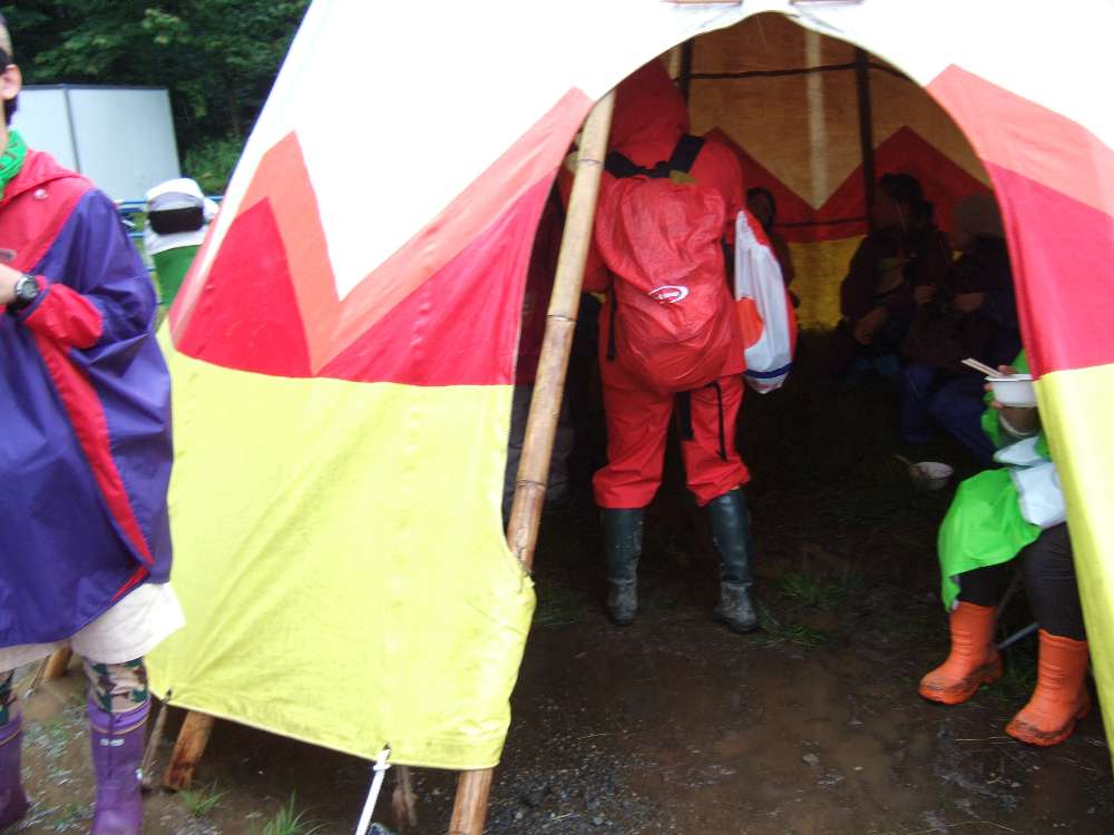 雨宿りによく使われます。