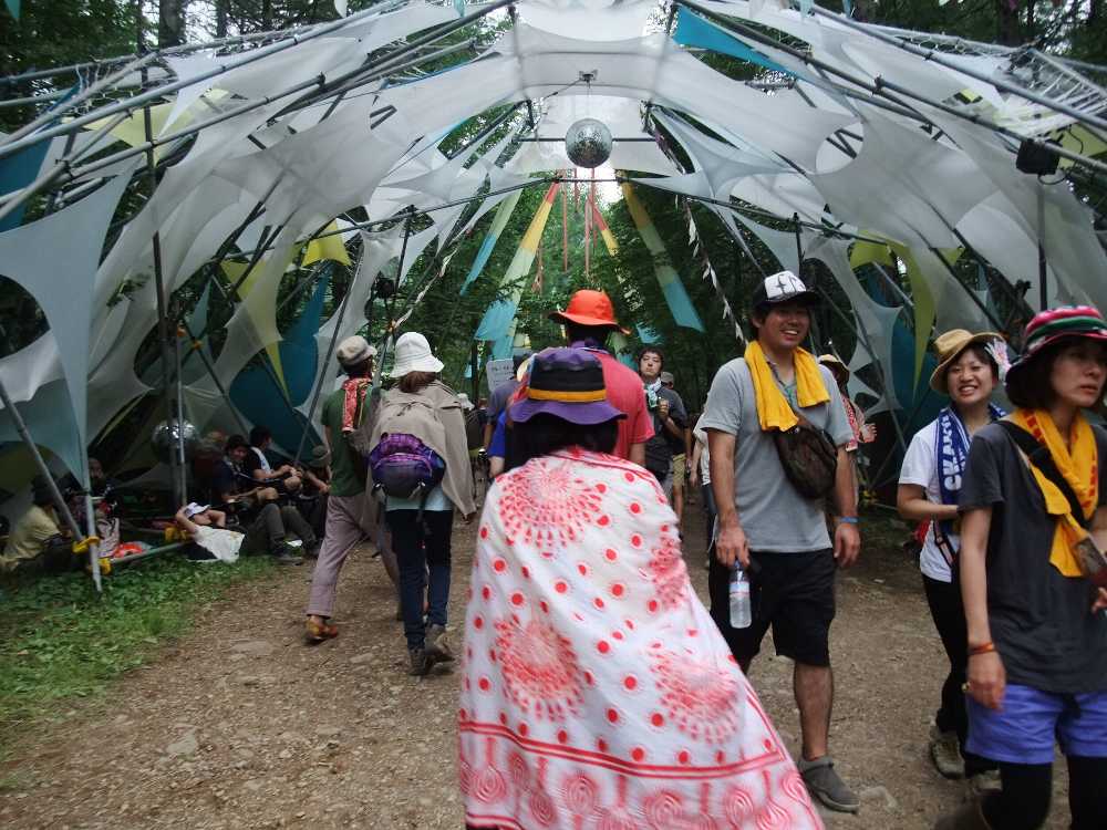 アバロンフィールド入り口の装飾。