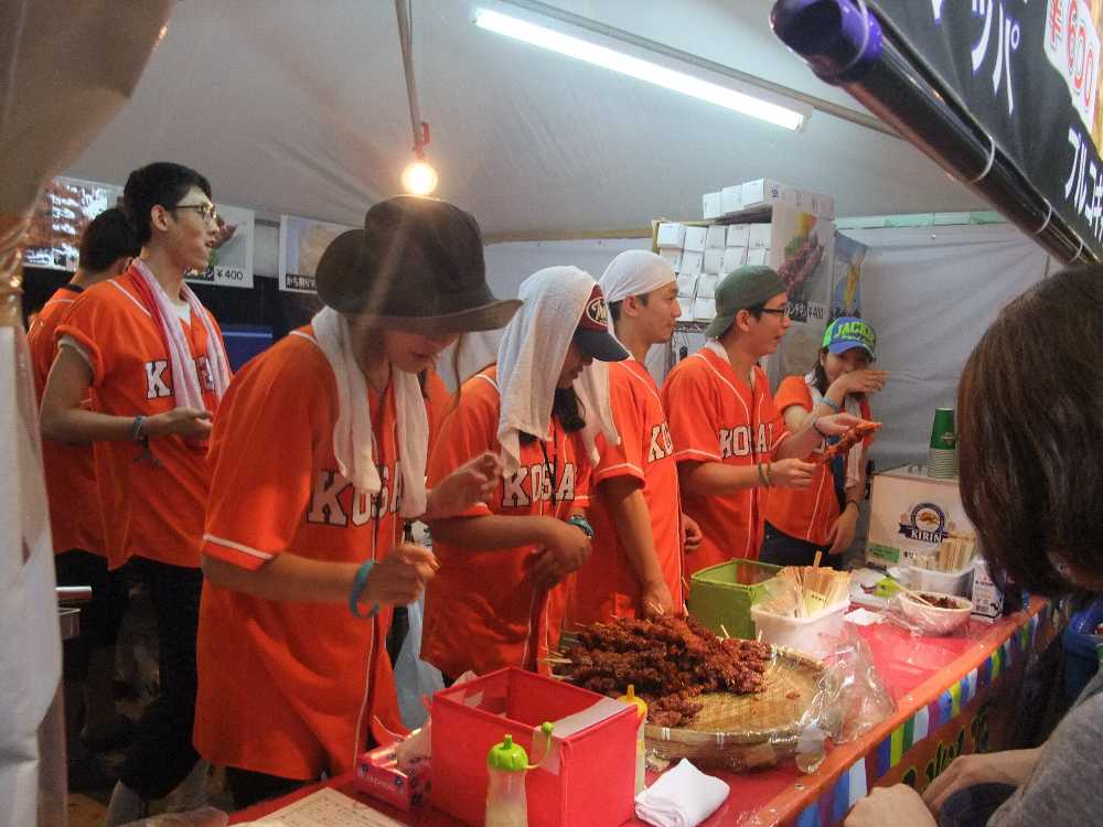 全員ユニホーム姿。