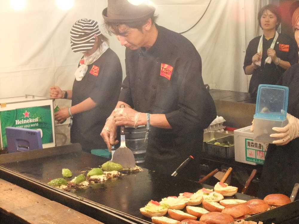 アボガドを使うハンバーガーが特徴。