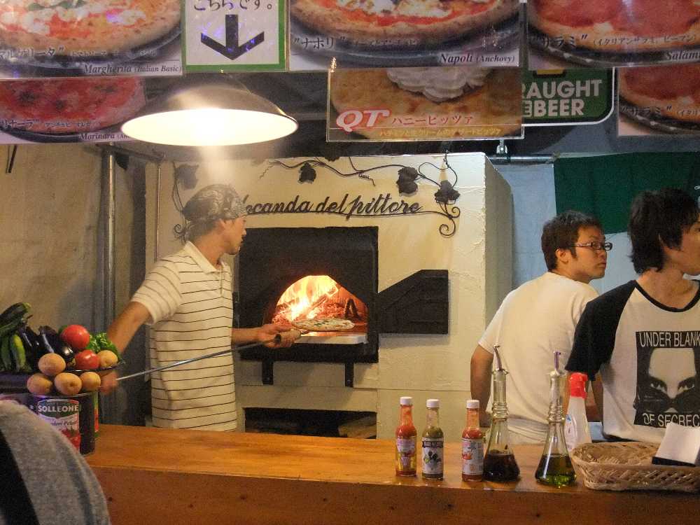 例年同様窯焼き。