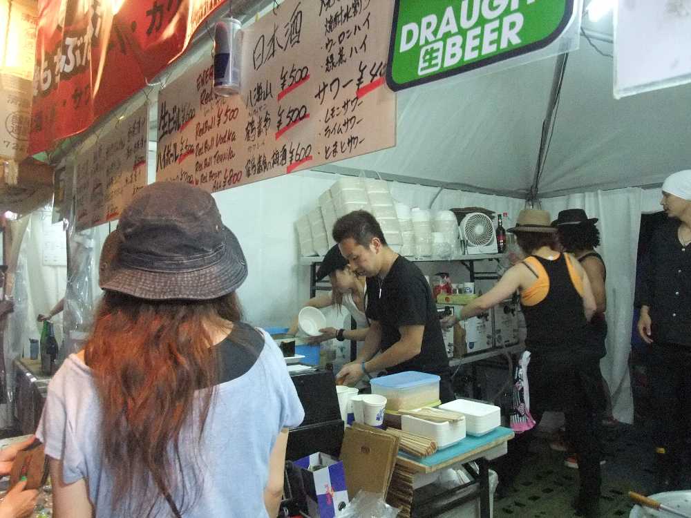 素手で握り続けるのは熱いと思う。