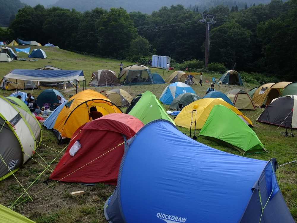 1人用テントが多い。