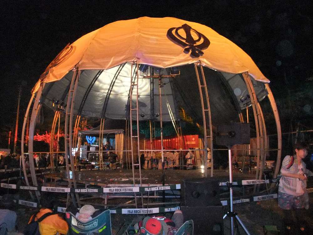 アラビアのショー用テント。