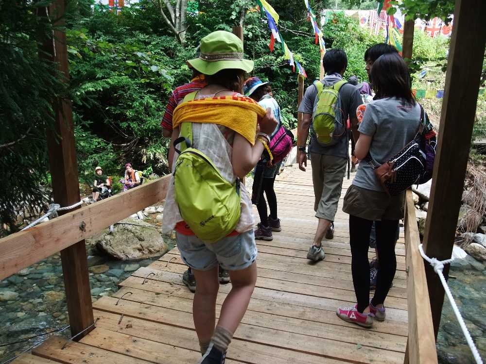 転落防止の柵がある。