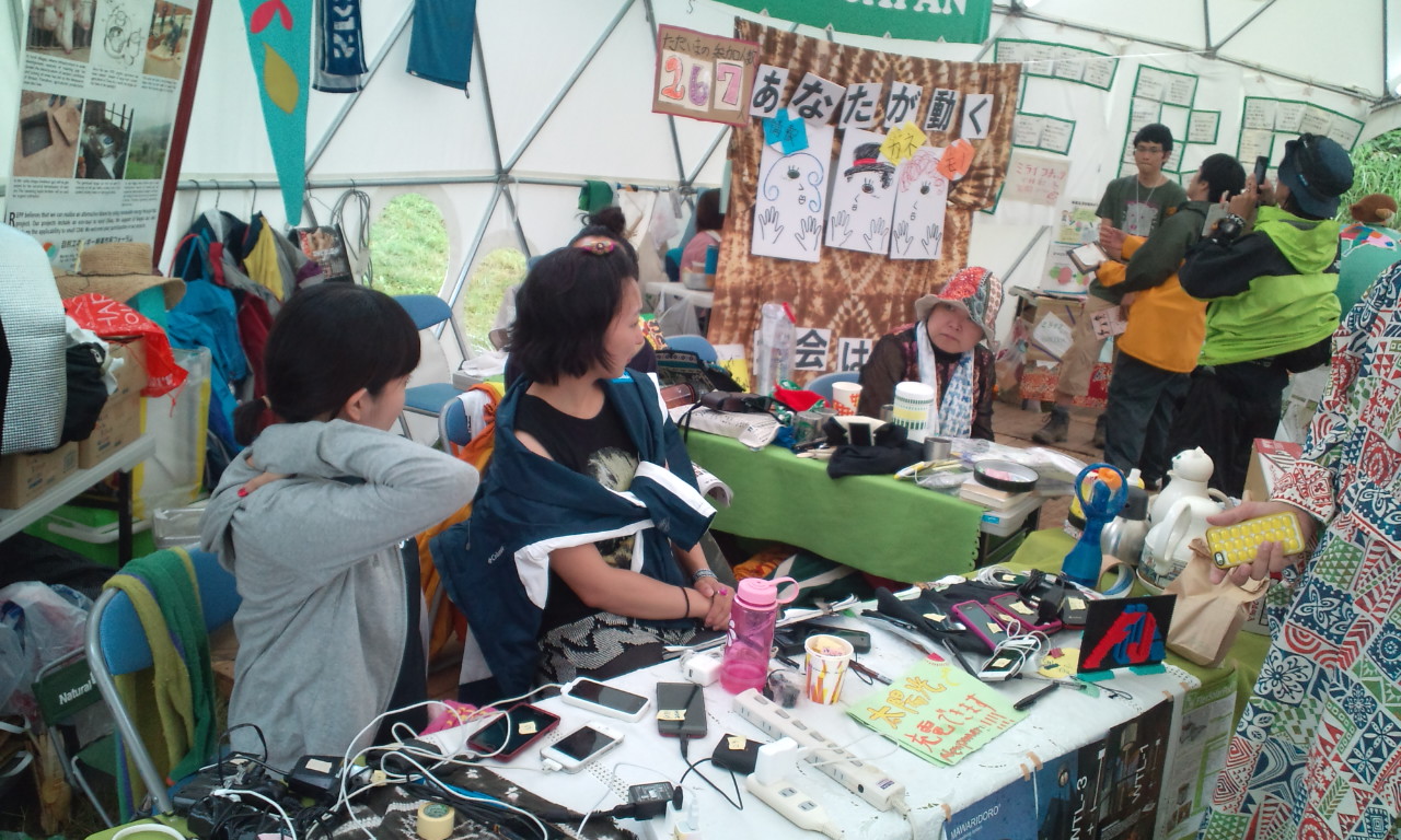 NGOドームはNGOに興味のある人が行き、興味のない人は行かないので、一般人よりも関係者の方が多くなる傾向があります。