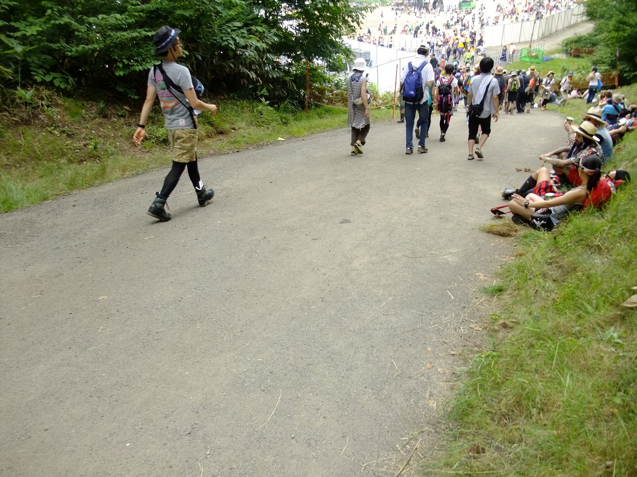 坂の下はホワイトステージ。