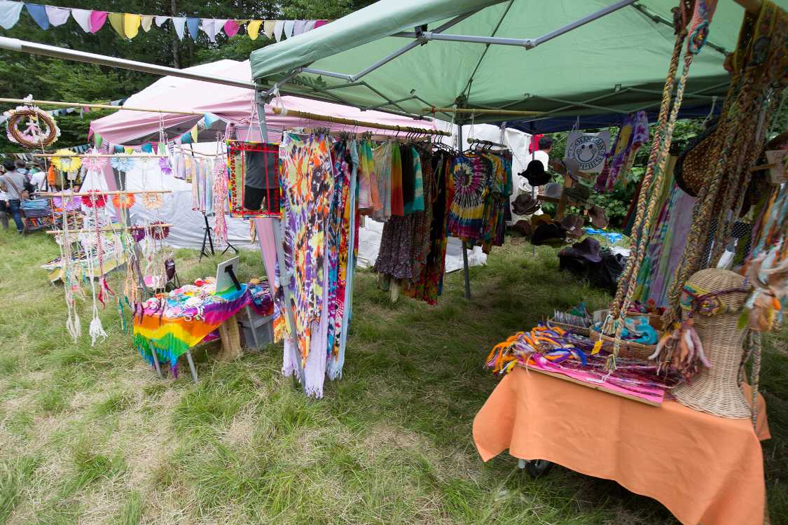 アバロンドームのすぐ上。