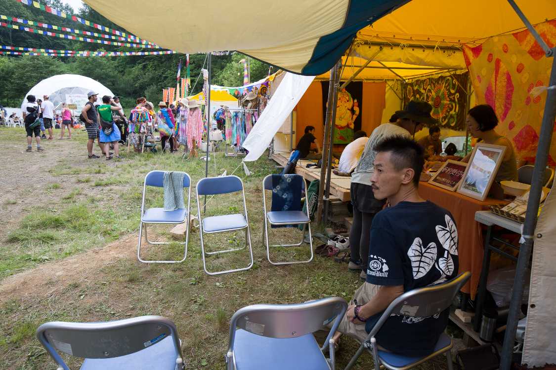 マッサージ店の蓮華堂。