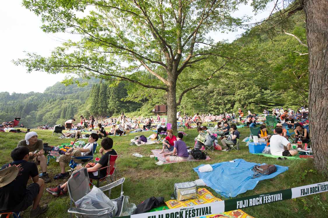 グリーンステージの南側。オアシスエリア側。