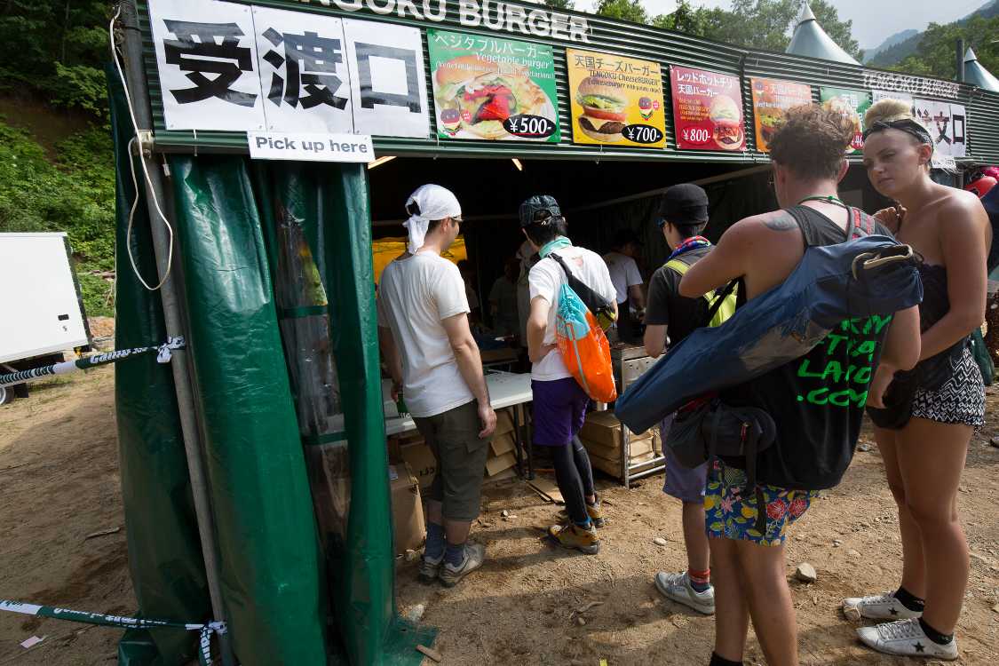 チーズバーガーはよく売れる。