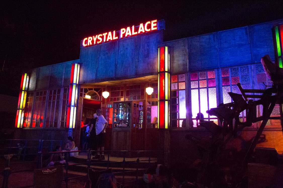 クリスタルパレス。今年は入らなかった。