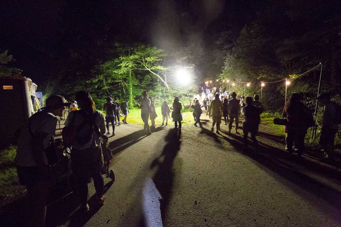 奥がアバロンフィールド、手前はフィールド・オブ・ヘブン方面。