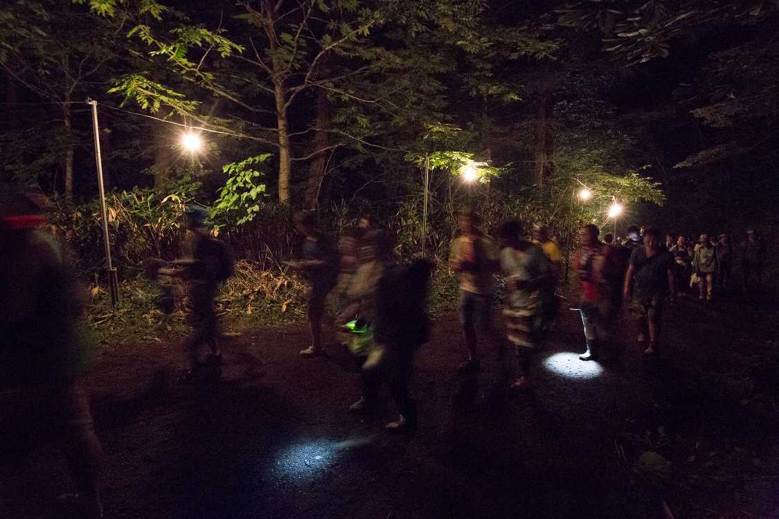 金曜午後9時45分ごろ。