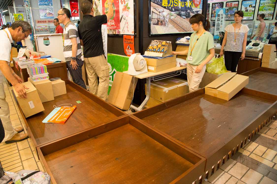 フジロック期間中の特設売店。フジロッククッキーは売り切れ。