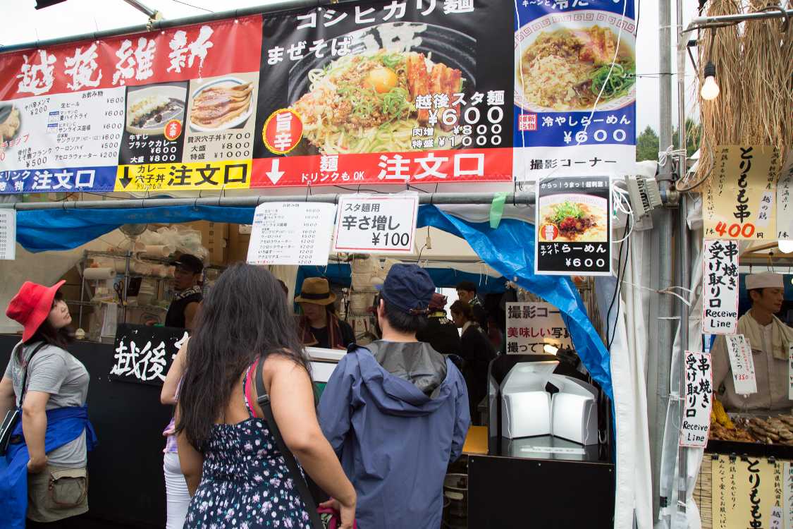 右端に撮影用のコーナーがある。