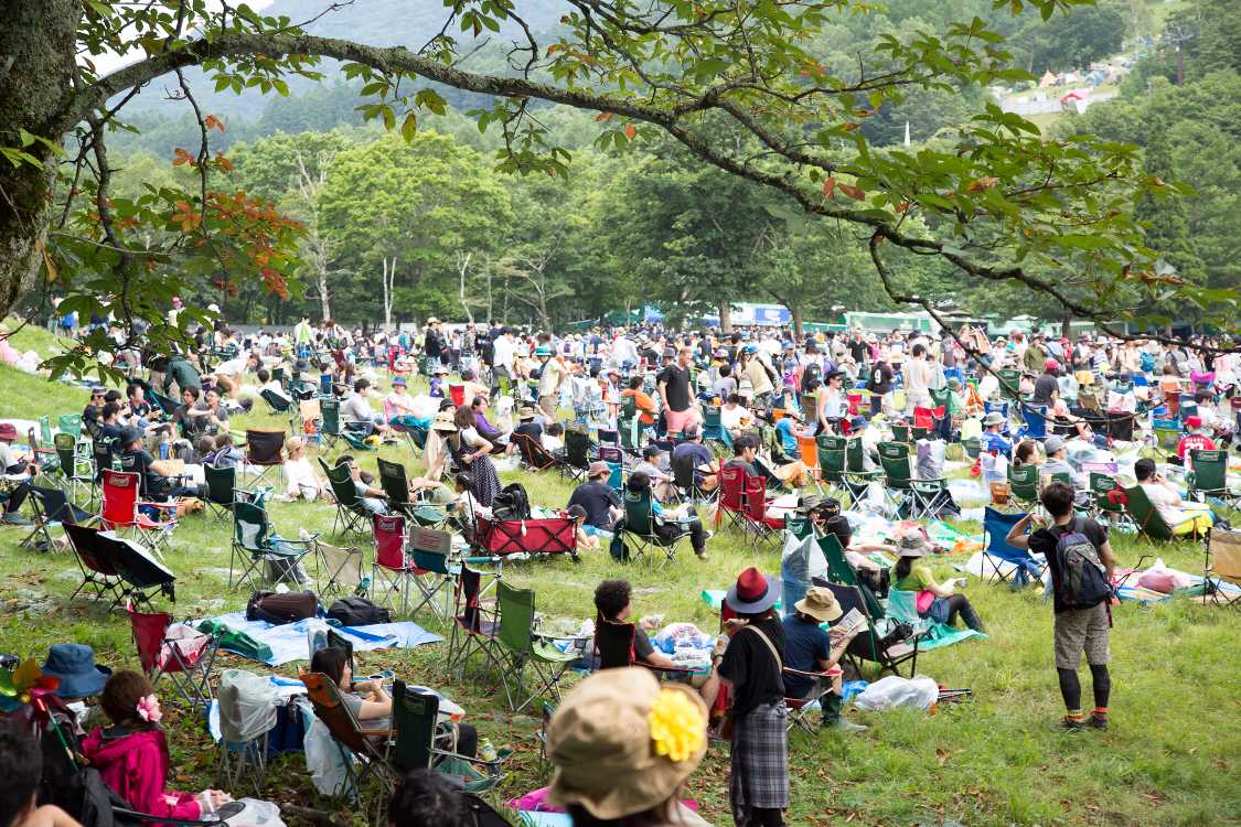 プライオリティーテントの後方から。