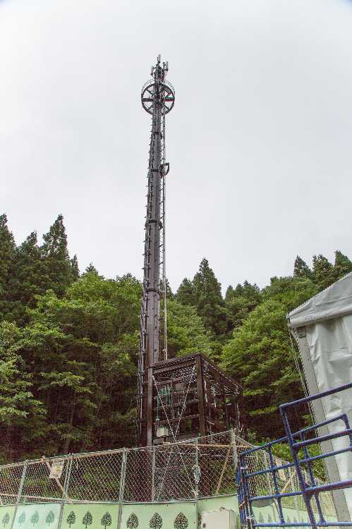 グッズ売り場裏のアンテナ。