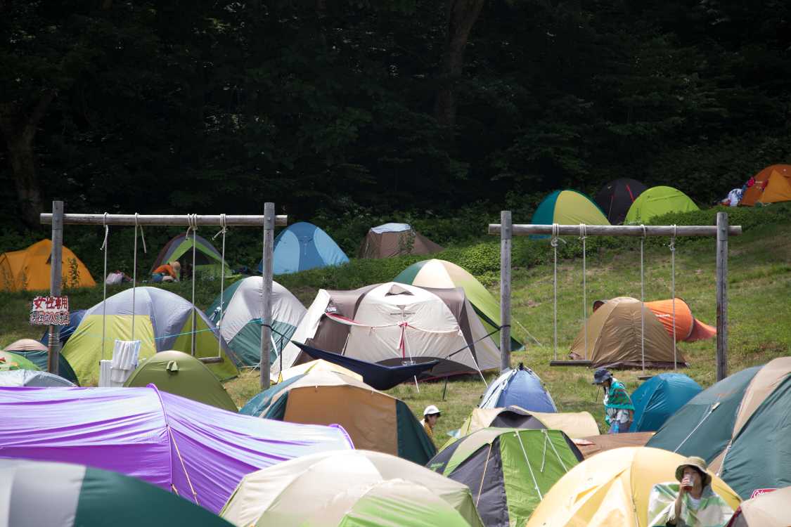 レディースサイトにあるブランコ。