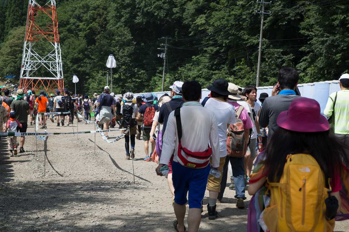 グリーンステージ、オアシスエリア方面へ。