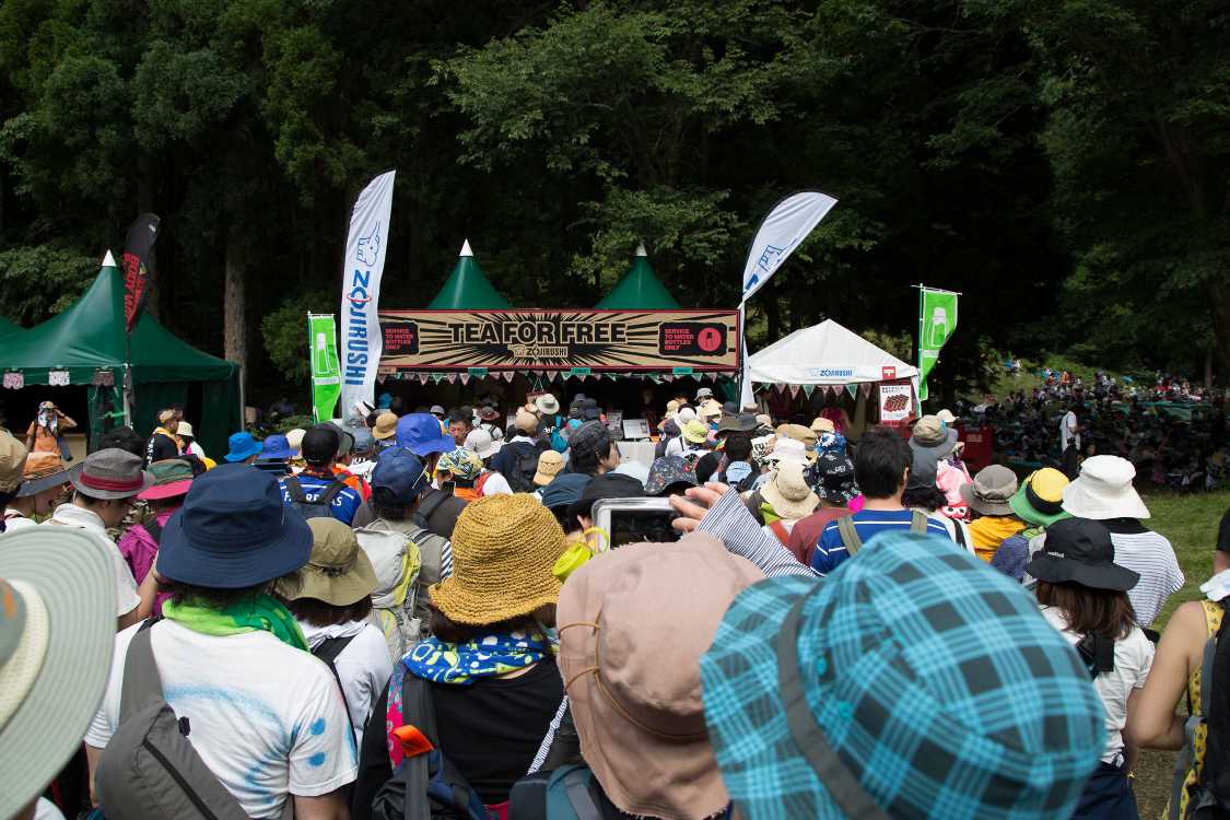 象印マホービンによる給茶