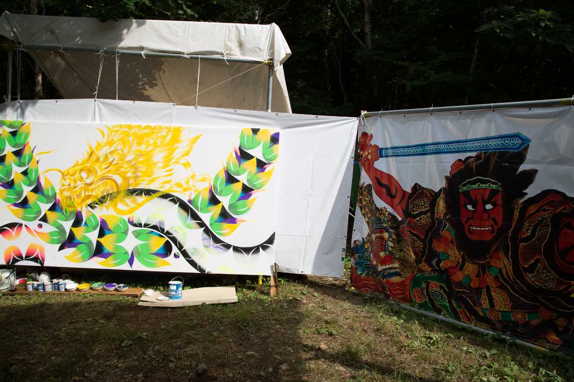 ところ天国で制作途中の絵。