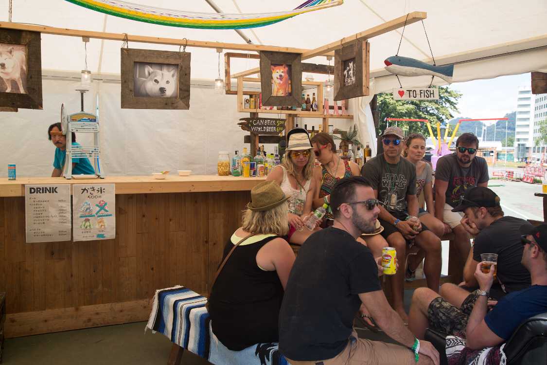 日曜の午前。外国人が多かった。