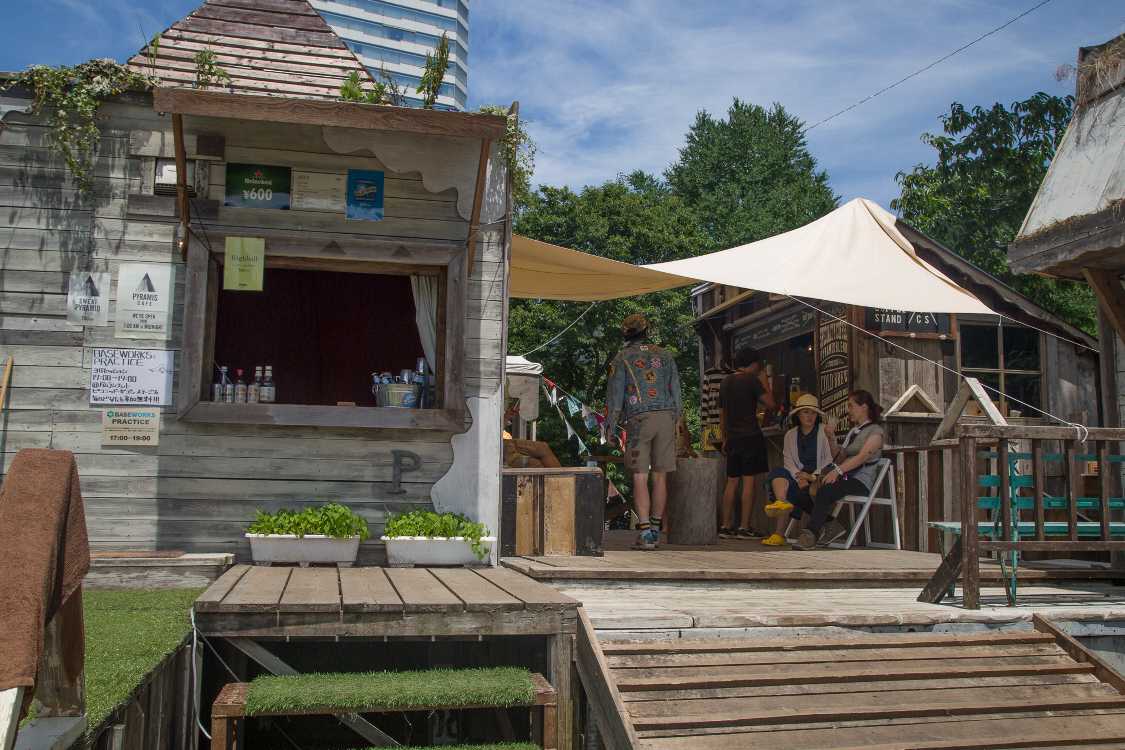 ピラミスカフェ。