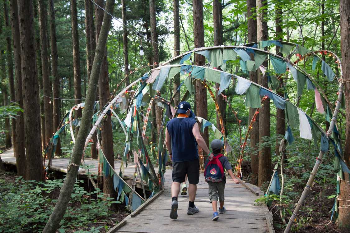 ストーンドサークルというよりはオレンジコート跡に近づいてきた。