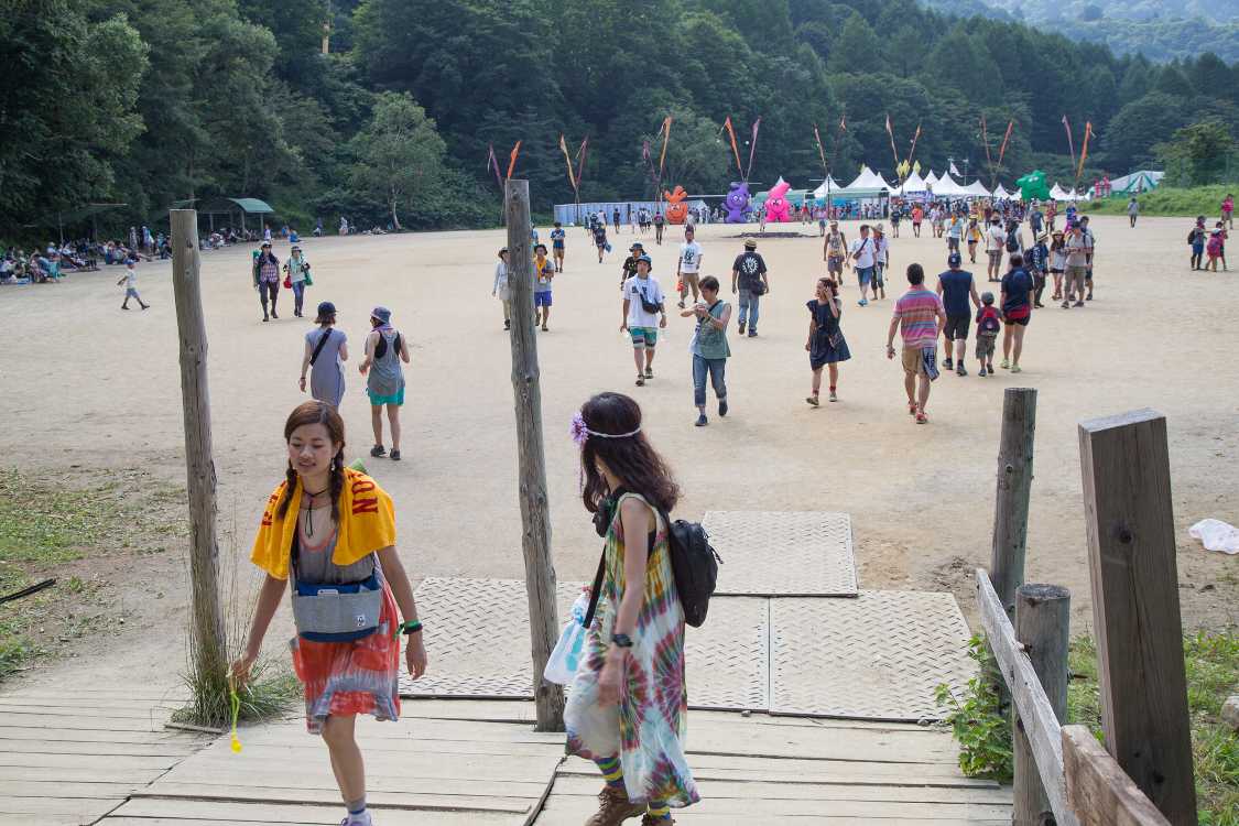 オレンジコート跡。何もないグラウンド。