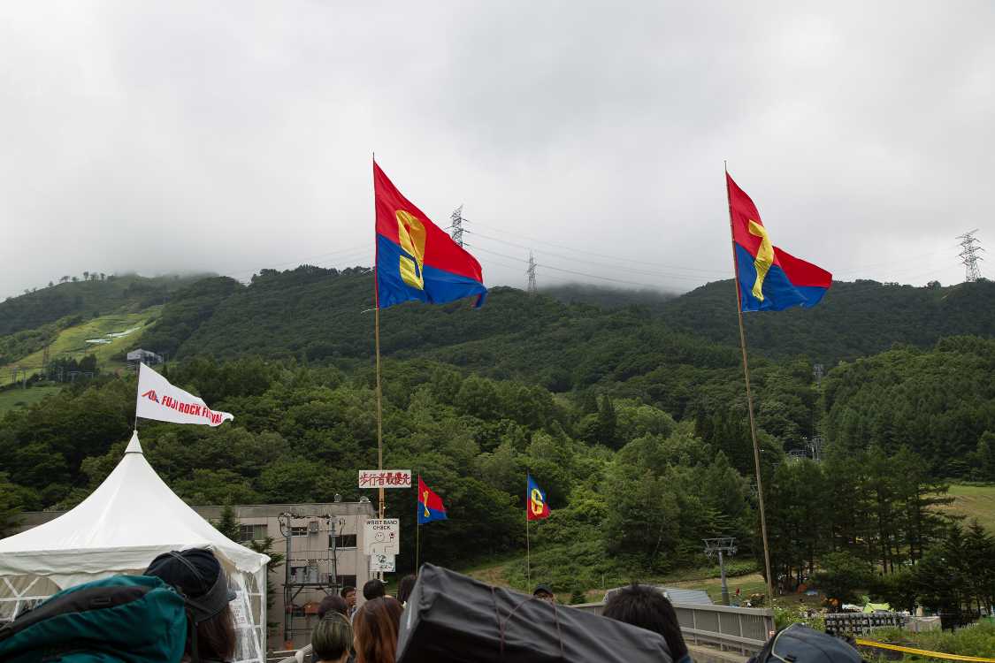 リストバンドチェック付近。