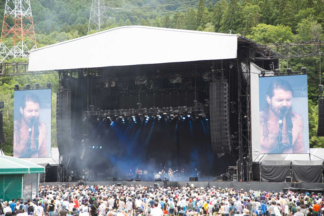 グリーンステージのステージ。