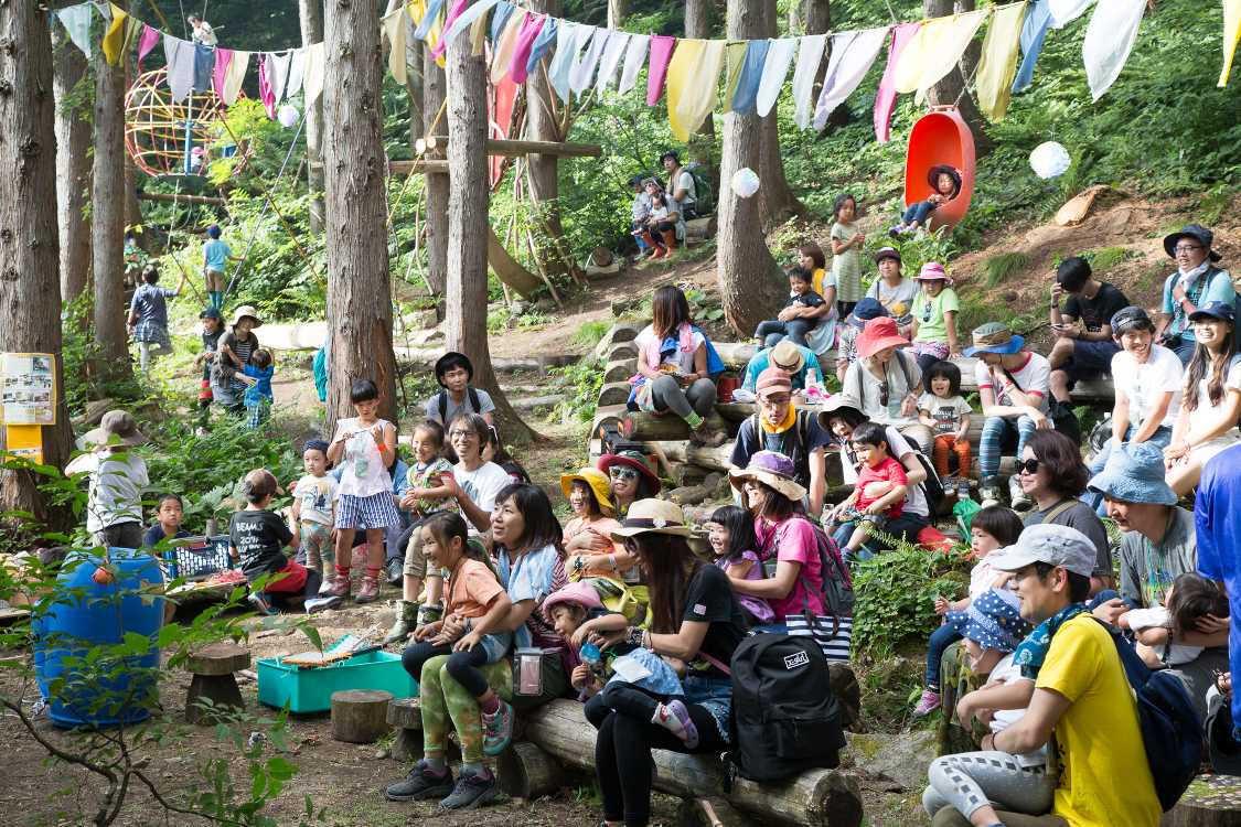 観客はほぼ親子。