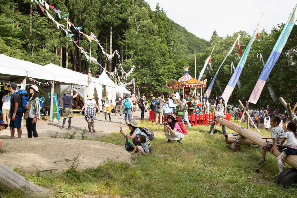 ホワイトステージ側から。