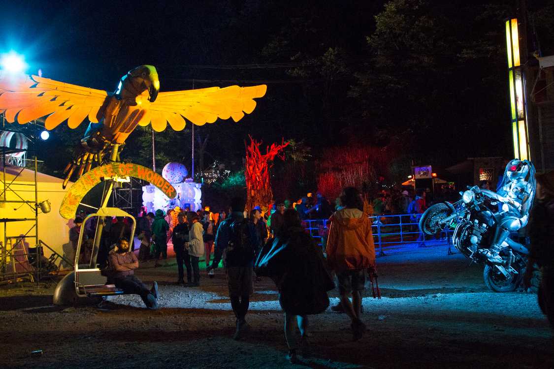 パレス・オブ・ワンダーのキャンプサイト側出入り口。