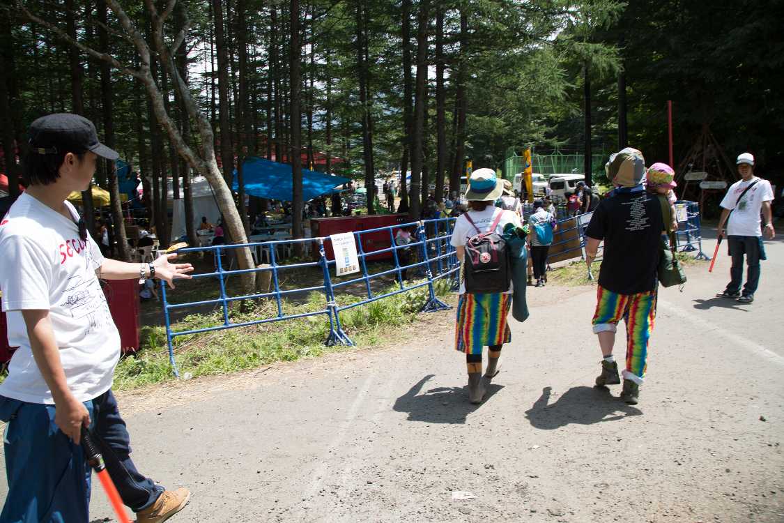 レッドマーキーへ。