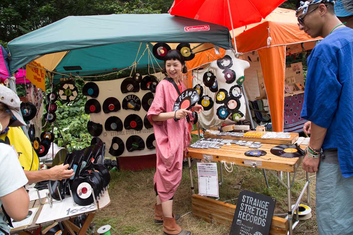 ストレンジ・ストレッチ・レコード。大阪府。