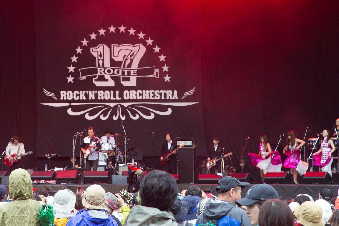 加山雄三が登場。「ブラック・サンド・ビーチ」のころ。加山雄三は寺内タケシとともに60年代エレキブームの立役者でした。