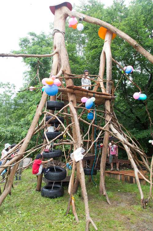 通年で常設できるような安定性はなさそうですが、1週間程度なら十分持ちそうです。